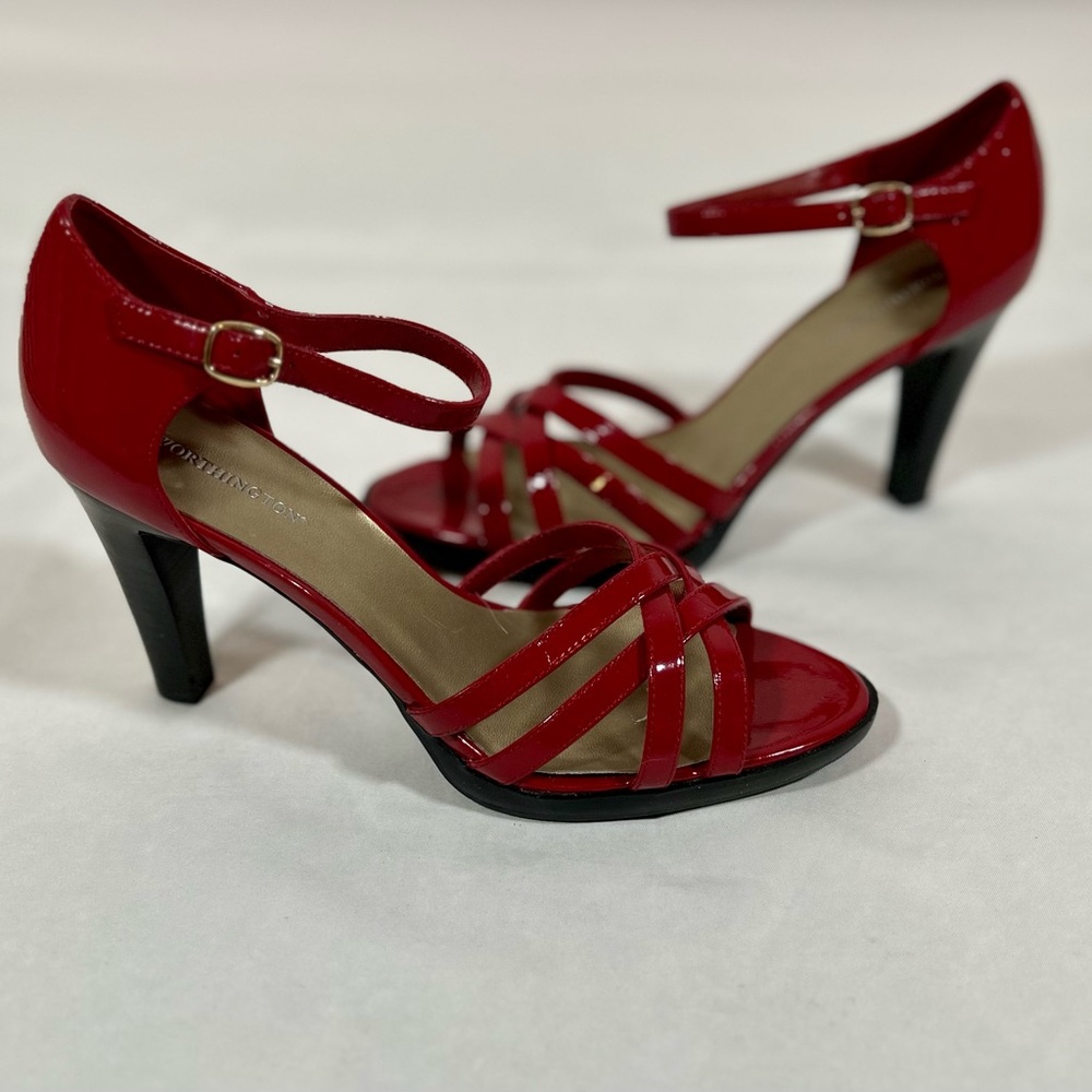 Worthington Sexy Red Heels open toe sandals with ankle strap 4 inch heel.